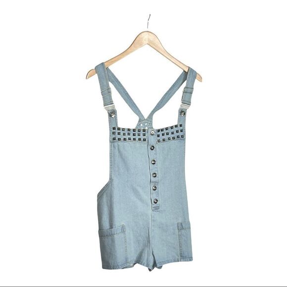 Pol Denim Overall Shorts With Side Pockets And Stud Details - Picture 11 of 16